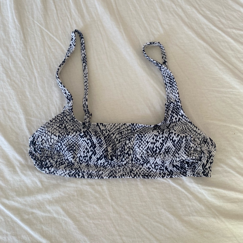 XHILARATION snake bikini top